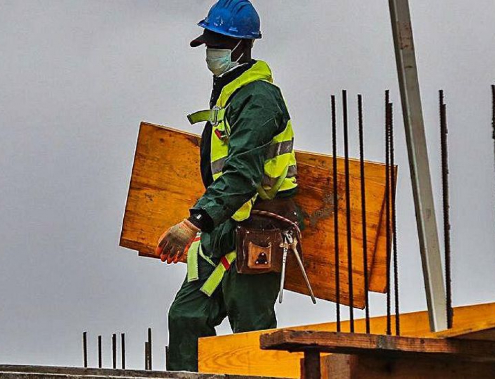 Gestión de la exposición a Covid-19 en la obras de construcción, la visión de los diferentes agentes intervinientes tras 1 año de la pandemia